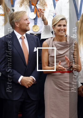 Den Haag 13 augustus 2024
Alle medaillewinnaars bij de olympische spelen op bezoek bij Koning Willem Alexander en Koningin Maxima op huis ten Bosch . oa aanwezig Femke Bol Sifan hassan Harrie Lavreysen Sharon v Rouwendaal Worthy de Jong Marit Bouwmeester Roy v d Berg de Hockey heren de hockey dames en alle roeiers.