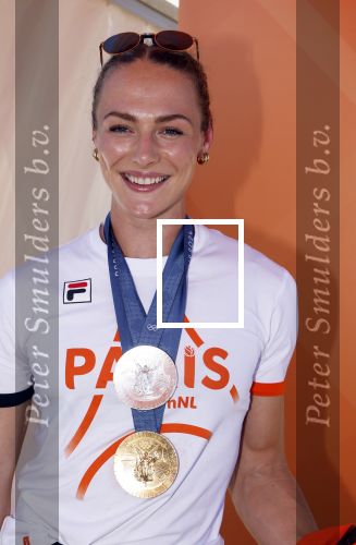 Scheveningen 12 augustus 2024
Aankomst olympische sporters in scheveningen . Humberto Tan presenteert het programma. Lieke Klaver