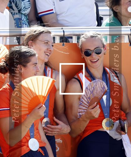 Scheveningen 12 augustus 2024
Aankomst olympische sporters in scheveningen . Humberto Tan presenteert het programma. Femke Bol en Lieke Klaver