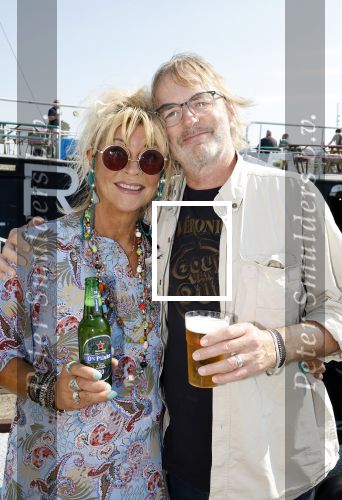 Amsterdam 31 augustus 2024
50 jaar Radio Veronica op het veronica schip.
Aanwezig oa Tineke de Nooij Wil Luikinga Adje Roland Erik de Zwart Ben Cramer Chimene v Oosterhout Manuela Kemp en haar man Tjerk Lammers .