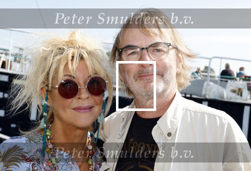 Amsterdam 31 augustus 2024
50 jaar Radio Veronica op het veronica schip.
Aanwezig oa Tineke de Nooij Wil Luikinga Adje Roland Erik de Zwart Ben Cramer Chimene v Oosterhout Manuela Kemp en haar man Tjerk Lammers .