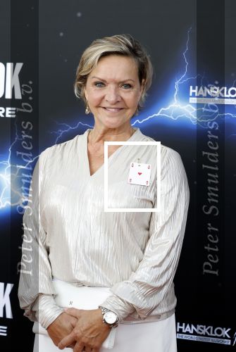 Amsterdam 9augustus 2024
Premiere show Hans Klok in Carre . Mariska v Kolck kwam met zoons en aanhang