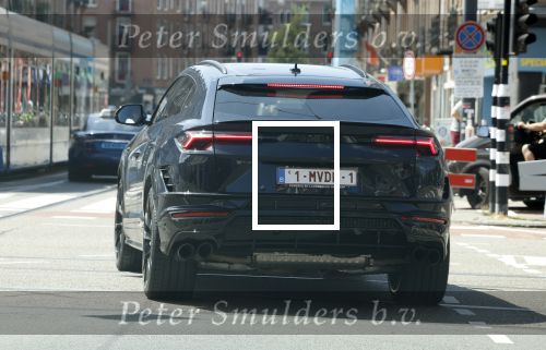 Amsterdam 8 augustus 2024
Mathieu v d Poel en zijn vriendin Roxanne Bartels in zijn Lamborghini Urus Performante in Amsterdam en op de ringweg.