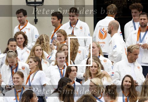Den Haag 13 augustus 2024
Alle medaillewinnaars bij de olympische spelen op bezoek bij Koning Willem Alexander en Koningin Maxima op huis ten Bosch . oa aanwezig Femke Bol Sifan hassan Harrie Lavreysen Sharon v Rouwendaal Worthy de Jong Marit Bouwmeester Roy v d Berg de Hockey heren de hockey dames en alle roeiers.