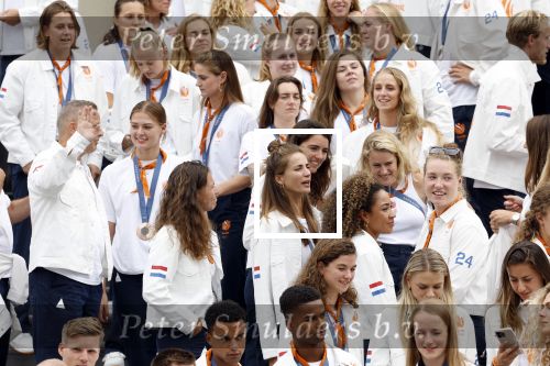 Den Haag 13 augustus 2024
Alle medaillewinnaars bij de olympische spelen op bezoek bij Koning Willem Alexander en Koningin Maxima op huis ten Bosch . oa aanwezig Femke Bol Sifan hassan Harrie Lavreysen Sharon v Rouwendaal Worthy de Jong Marit Bouwmeester Roy v d Berg de Hockey heren de hockey dames en alle roeiers.