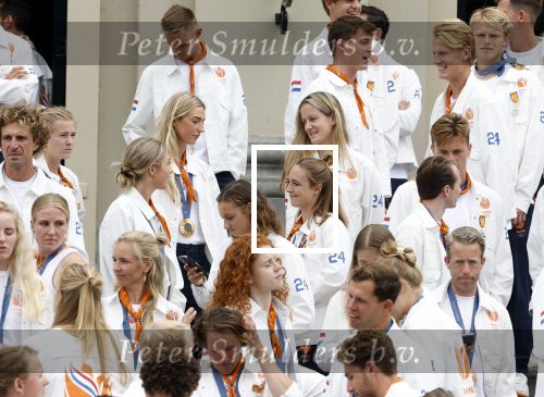 Den Haag 13 augustus 2024
Alle medaillewinnaars bij de olympische spelen op bezoek bij Koning Willem Alexander en Koningin Maxima op huis ten Bosch . oa aanwezig Femke Bol Sifan hassan Harrie Lavreysen Sharon v Rouwendaal Worthy de Jong Marit Bouwmeester Roy v d Berg de Hockey heren de hockey dames en alle roeiers.