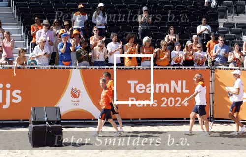 Scheveningen 12 augustus 2024
Aankomst olympische sporters in scheveningen . Humberto Tan presenteert het programma. Michael v d Vleuten