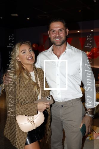 Amsterdam 21 augustus 2024
Premiere Samson en Margot in Pathe de munt. Naomy Colinda met partner Victor