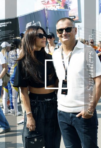 Zandvoort 25 augustus 2024
Olcay Gulsen en Eelko v Kooten bij de Formule 1 op circuit Zandvoort.