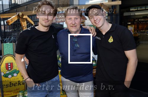 Amsterdam 28 augustus 2024
Oos Kesbeke met zijn zoons bij de Jumbo