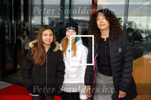 Amsterdam 1 februari 2015
Premiere Jack in theater Amsterdam met  oa Matsen Montsma Georgina Verbaan Jelka v Houten Patrick Stoof Gijs Naber Tygo Gernandt en Plien v Bennekom. 
Paula v Oest met dochter