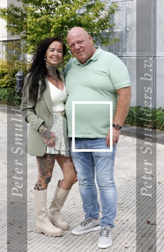 Helmond 30 augustus 2024
Mark Gillis wordt uit het ziekenhuis ontslagen waar hij ruim 9 weken heeft gelegen . Zijn vader Peter Gillis Wendy v Hout en broer Ruud Gillis en zus Inge Gillis halen hem op.