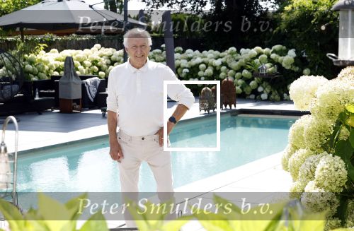 Loosdrecht 30 juli 2024
Peter Koelewijn bij zijn huis in Loosdrecht.