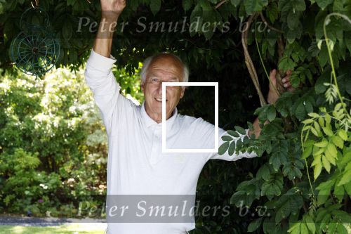 Loosdrecht 30 juli 2024
Peter Koelewijn bij zijn huis in Loosdrecht.