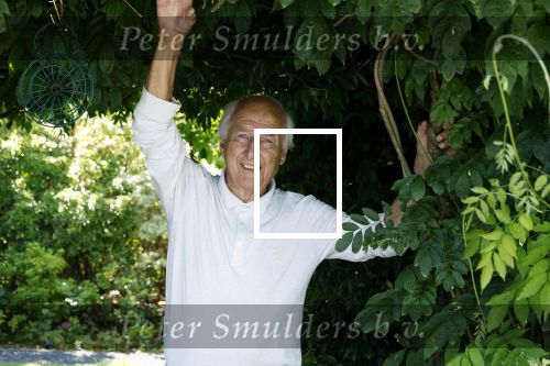 Loosdrecht 30 juli 2024
Peter Koelewijn bij zijn huis in Loosdrecht.