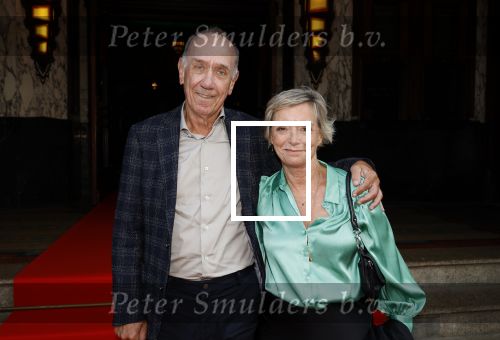 Amsterdam 26 augustus 2024
Boekpresentatie Peter Romer van Baantjer in Tuschinski. Peter Romer met zijn vrouw