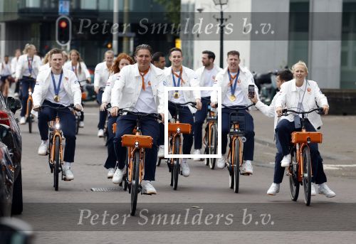 Den Haag 13 augustus 2024
De Olympische sporters die een medaille gehaald hebben worden ontvangen door premier Dick Schoof .  Pieter v d Hoogenband