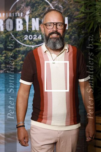 Hilversum 23 augustus 2024
Presentatie deelnemers expeditie Robinson 2024 . De presentatoren zijn Art Rooijakers en Nicolette Kluijver .
De deelnemers zijn Nouchka Fontijn Ymre Stiekema Vincent Visser Thomas v d Vlugt Hamza Othman Kimmylien Nguyen Jamie Kames Julie Reinders Ramon Brugman Joy v Swieten Billy Dans Ellemieke Vermolen Rikkie Kolle Ouassima Tajmout  Marijn Kuipers Farja Farvardin (FawryNotSawry) Kiran Badloe  en Timor Steffens