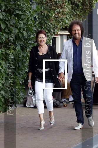 Amsterdam 9augustus 2024
Premiere show Hans Klok in Carre . Rene Leblanc met partner