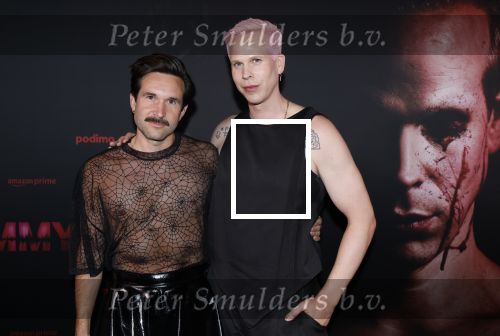Amsterdam 16 augustus 204
Premiere Jimmy in Tuschinski. RICK PAUL
VAN MULLIGEN met partner