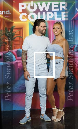 Amsterdam 21 augustus 2024
Presentatie Power Couple . De bekende koppels die mee doen aan het programma zijn: Djamila & Johannes, Eva & Sebastiaan, Laura & Ryan, Naomi & Quentin, Annebel & Rene, Michelle & Roy en Vonneke & Davinio. Monica Geuze en Valerio Zeno. Roy Donders en Michelle