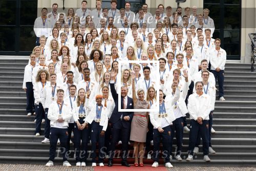 Den Haag 13 augustus 2024
Alle medaillewinnaars bij de olympische spelen op bezoek bij Koning Willem Alexander en Koningin Maxima op huis ten Bosch . oa aanwezig Femke Bol Sifan hassan Harrie Lavreysen Sharon v Rouwendaal Worthy de Jong Marit Bouwmeester Roy v d Berg de Hockey heren de hockey dames en alle roeiers.