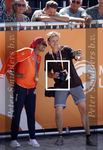 Scheveningen 12 augustus 2024
Aankomst olympische sporters in scheveningen . Humberto Tan presenteert het programma. Sifan Hassan
