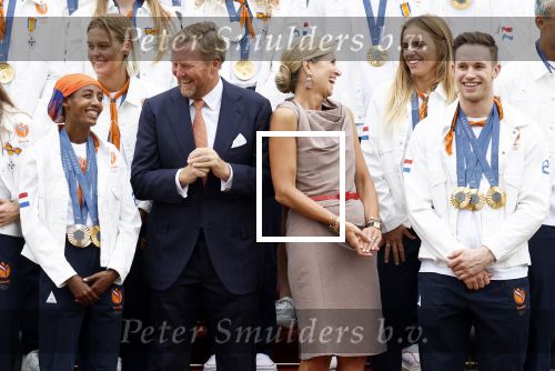 Den Haag 13 augustus 2024
Alle medaillewinnaars bij de olympische spelen op bezoek bij Koning Willem Alexander en Koningin Maxima op huis ten Bosch . oa aanwezig Femke Bol Sifan hassan Harrie Lavreysen Sharon v Rouwendaal Worthy de Jong Marit Bouwmeester Roy v d Berg de Hockey heren de hockey dames en alle roeiers.