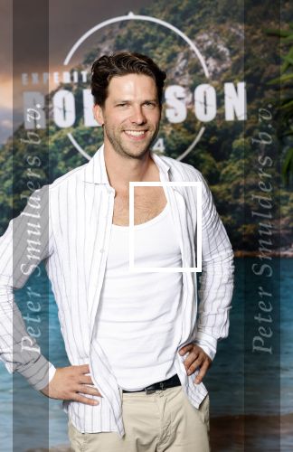Hilversum 23 augustus 2024
Presentatie deelnemers expeditie Robinson 2024 . De presentatoren zijn Art Rooijakers en Nicolette Kluijver .
De deelnemers zijn Nouchka Fontijn Ymre Stiekema Vincent Visser Thomas v d Vlugt Hamza Othman Kimmylien Nguyen Jamie Kames Julie Reinders Ramon Brugman Joy v Swieten Billy Dans Ellemieke Vermolen Rikkie Kolle Ouassima Tajmout  Marijn Kuipers Farja Farvardin (FawryNotSawry) Kiran Badloe  en Timor Steffens