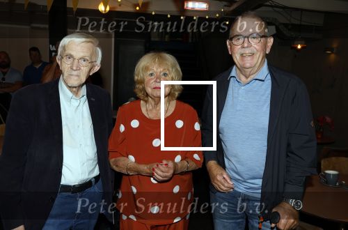 Amsterdam 31 augustus 2024
50 jaar Radio Veronica op het veronica schip.
Aanwezig oa Tineke de Nooij Wil Luikinga Adje Roland Erik de Zwart Ben Cramer Chimene v Oosterhout Manuela Kemp en haar man Tjerk Lammers .