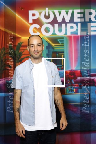 Amsterdam 21 augustus 2024
Presentatie Power Couple . De bekende koppels die mee doen aan het programma zijn: Djamila & Johannes, Eva & Sebastiaan, Laura & Ryan, Naomi & Quentin, Annebel & Rene, Michelle & Roy en Vonneke & Davinio. Monica Geuze en Valerio Zeno.