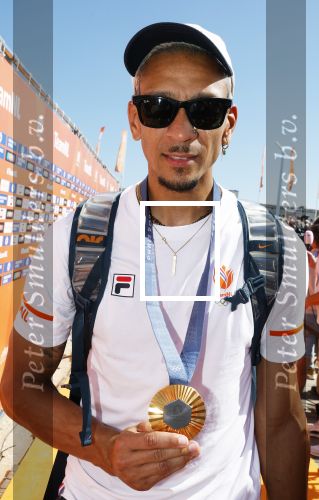 Scheveningen 12 augustus 2024
Aankomst olympische sporters in scheveningen . Humberto Tan presenteert het programma. Worthy de Jong