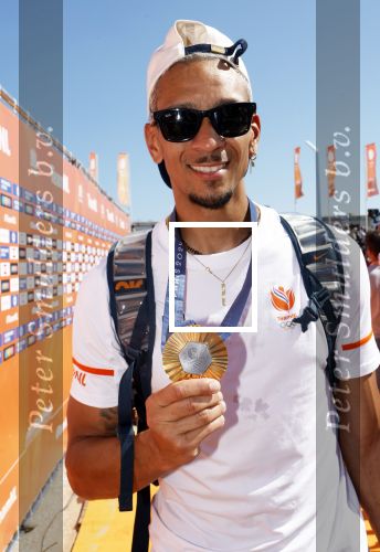 Scheveningen 12 augustus 2024
Aankomst olympische sporters in scheveningen . Humberto Tan presenteert het programma. Worthy de Jong