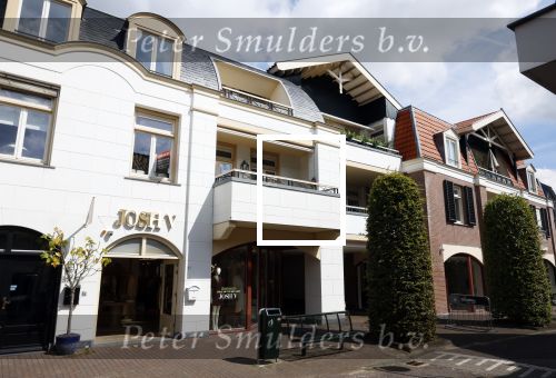 Laren 3 augustus 2025
Andre v Duin heeft in het gerenommeerde appartementencomplex \