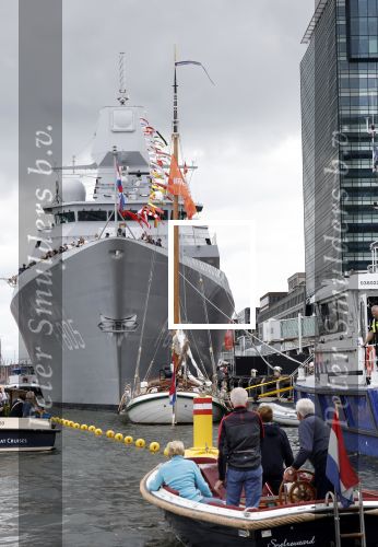 Amsterdam 22 augustus 2025
Prins Constantijn Prins Laurentien Prinses Eloise en Prins Claus Cazimir op de groene Draeck tijdens Sail Amsterdam 2025.