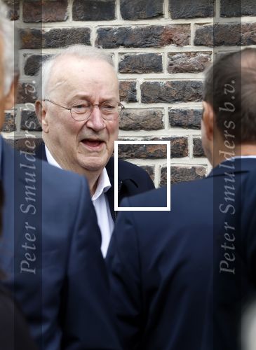 Amsterdam 7 augustus 2025
Herdenkingsdienst Derk Sauer in de westerkerk . Henk v Dorp met partner