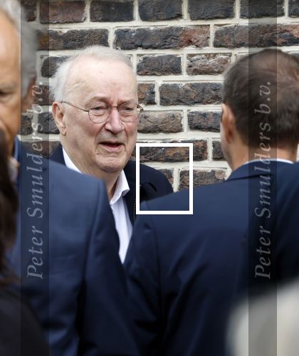 Amsterdam 7 augustus 2025
Herdenkingsdienst Derk Sauer in de westerkerk . Henk v Dorp met partner