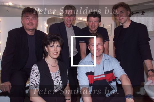 Vlaardingen  7 mei 2000

BZN optreden in schouwburg in Vlaardingen.

Carola Smit en Jan Keizer.

Peter Smulders BV