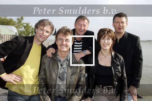 Volendam 13 mei 2005
Opening Paling sound museum. Carola Smit en Jan Keizer Jan Tuyp Jack Veerman en ..BZN
Peter Smulders bv