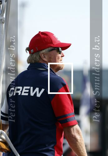 Amsterdam 20 augustus 2025
Koning Willem Alexander Prinses Mabel en (prinses Luana ) Gravin Luana op de groene Draeck tijdens de eerste dag van Sail Amsterdam . Er vaart ongelofelijk veel beveiliging Politie in boten op jet skis en een speciaal beveiligingsteam van de Marechaussee BSB ( Brigade Speciale Beveiligingsopdrachten ) mee met de groene Draeck