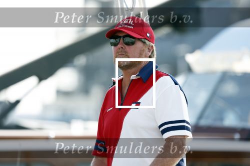 Amsterdam 20 augustus 2025
Koning Willem Alexander Prinses Mabel en (prinses Luana ) Gravin Luana op de groene Draeck tijdens de eerste dag van Sail Amsterdam . Er vaart ongelofelijk veel beveiliging Politie in boten op jet skis en een speciaal beveiligingsteam van de Marechaussee BSB ( Brigade Speciale Beveiligingsopdrachten ) mee met de groene Draeck