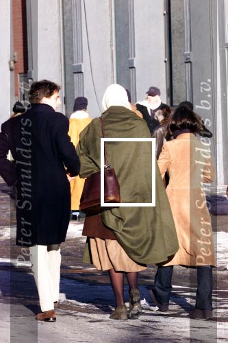New York, 22 januari 2000
Prins willem Alexander samen met Maxima na afloop van een diner samen met een beveiligingsbeambte
Rest. CIPRIANI Downtown


PETER SMULDERS BV