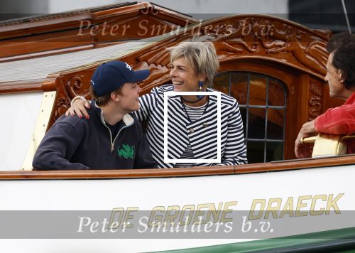 Amsterdam 22 augustus 2025
Prins Constantijn Prins Laurentien Prinses Eloise en Prins Claus Cazimir op de groene Draeck tijdens Sail Amsterdam 2025.