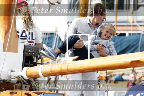 Amsterdam 21 augustus 2025
Prinses Beatrix op de groene Draeck tijdens de tweede dag van Sail . Aanwezig oa Prinses Mabel met dochters Luana en Zaria . Ook aanwezig prins Cazimir en prinses Carolina de Bourbon de Parma met haar kinderen Alaia en Xavier .
Ook de moeder van Prinses Mabel was aanwezig .