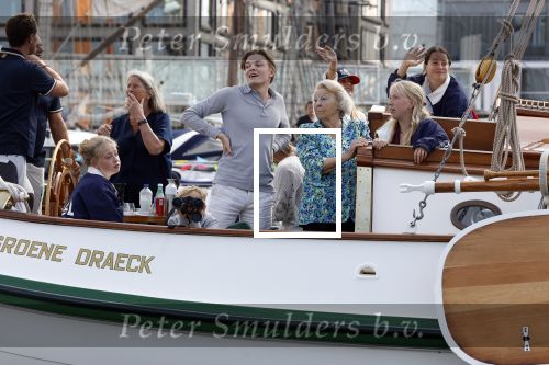Amsterdam 21 augustus 2025
Prinses Beatrix op de groene Draeck tijdens de tweede dag van Sail . Aanwezig oa Prinses Mabel met dochters Luana en Zaria . Ook aanwezig prins Cazimir en prinses Carolina de Bourbon de Parma met haar kinderen Alaia en Xavier .
Ook de moeder van Prinses Mabel was aanwezig .