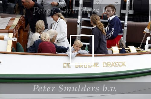 Amsterdam 21 augustus 2025
Prinses Beatrix op de groene Draeck tijdens de tweede dag van Sail . Aanwezig oa Prinses Mabel met dochters Luana en Zaria . Ook aanwezig prins Cazimir en prinses Carolina de Bourbon de Parma met haar kinderen Alaia en Xavier .
Ook de moeder van Prinses Mabel was aanwezig .
