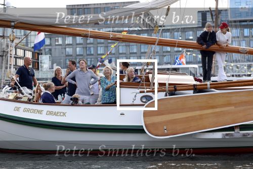 Amsterdam 21 augustus 2025
Prinses Beatrix op de groene Draeck tijdens de tweede dag van Sail . Aanwezig oa Prinses Mabel met dochters Luana en Zaria . Ook aanwezig prins Cazimir en prinses Carolina de Bourbon de Parma met haar kinderen Alaia en Xavier .
Ook de moeder van Prinses Mabel was aanwezig .