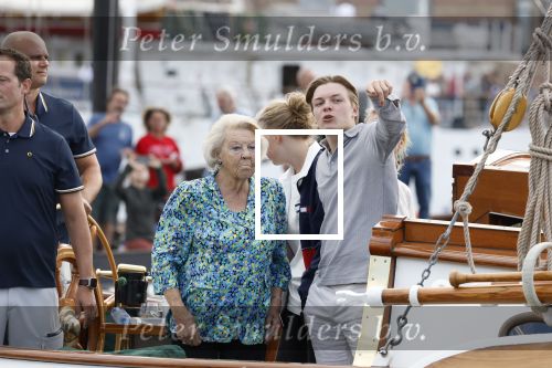 Amsterdam 21 augustus 2025
Prinses Beatrix op de groene Draeck tijdens de tweede dag van Sail . Aanwezig oa Prinses Mabel met dochters Luana en Zaria . Ook aanwezig prins Cazimir en prinses Carolina de Bourbon de Parma met haar kinderen Alaia en Xavier .
Ook de moeder van Prinses Mabel was aanwezig .