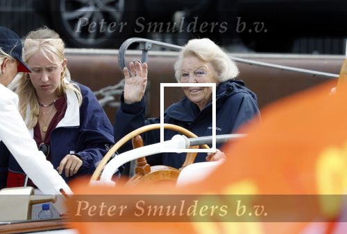 Amsterdam 21 augustus 2025
Prinses Beatrix op de groene Draeck tijdens de tweede dag van Sail . Aanwezig oa Prinses Mabel met dochters Luana en Zaria . Ook aanwezig prins Cazimir en prinses Carolina de Bourbon de Parma met haar kinderen Alaia en Xavier .
Ook de moeder van Prinses Mabel was aanwezig .