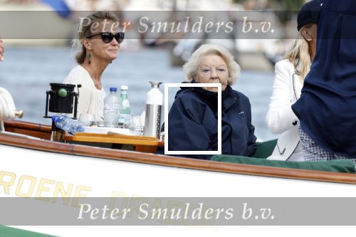 Amsterdam 21 augustus 2025
Prinses Beatrix op de groene Draeck tijdens de tweede dag van Sail . Aanwezig oa Prinses Mabel met dochters Luana en Zaria . Ook aanwezig prins Cazimir en prinses Carolina de Bourbon de Parma met haar kinderen Alaia en Xavier .
Ook de moeder van Prinses Mabel was aanwezig .
